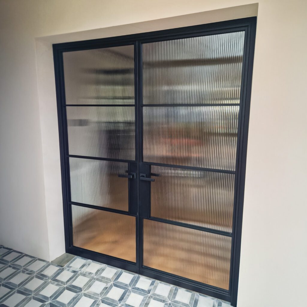 Domestic, Brighton